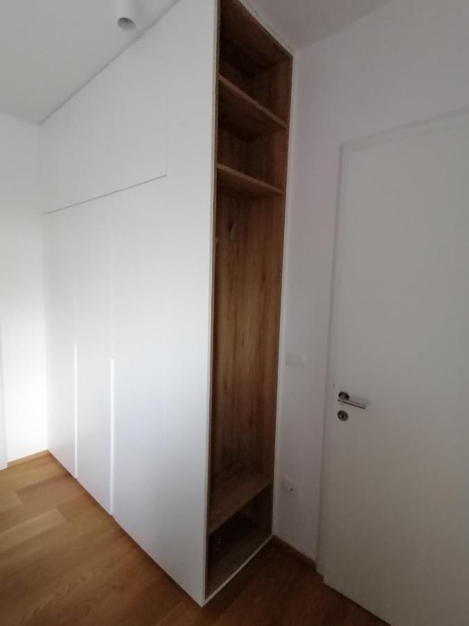 Regentova Suites Любляна Екстер'єр фото